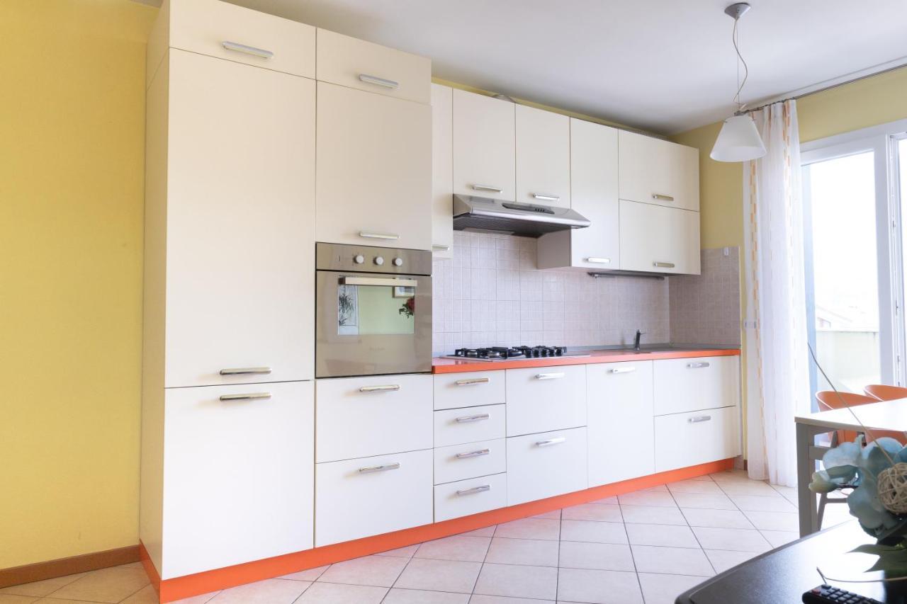 Appartamento Borgo Peschiere Maniago Exteriör bild