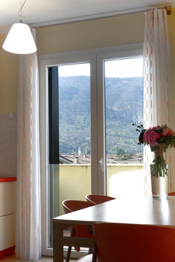 Appartamento Borgo Peschiere Maniago Exteriör bild