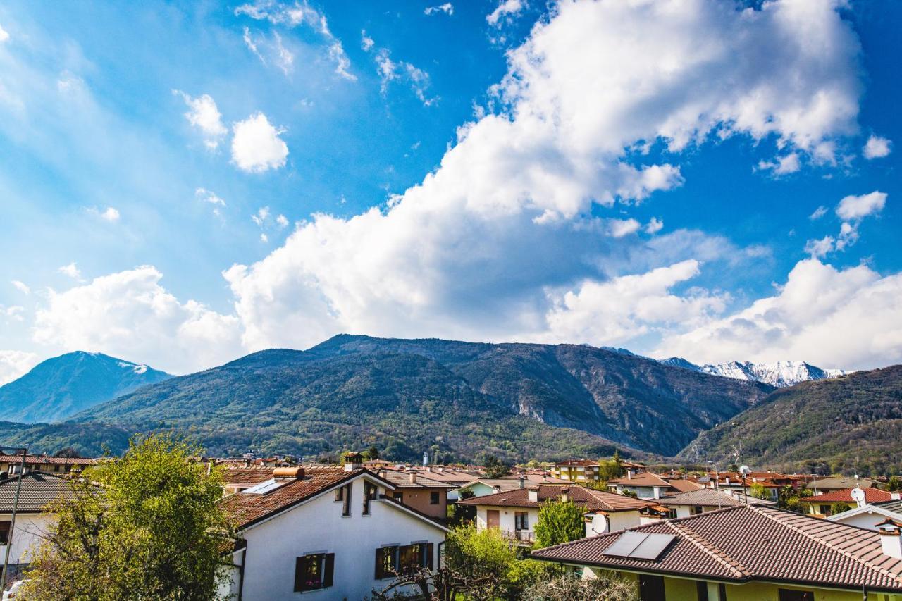 Appartamento Borgo Peschiere Maniago Exteriör bild