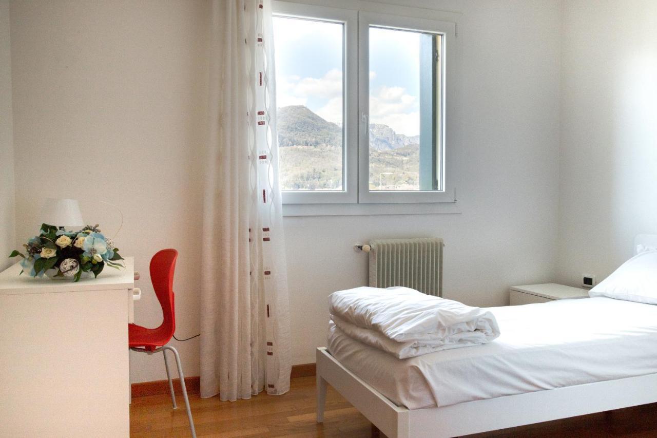 Appartamento Borgo Peschiere Maniago Exteriör bild